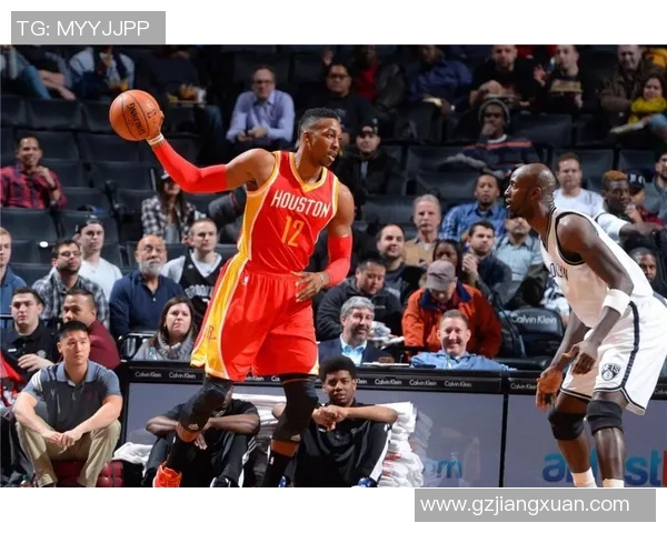 休斯顿火箭与篮网激战1102场面精彩球迷热情高涨